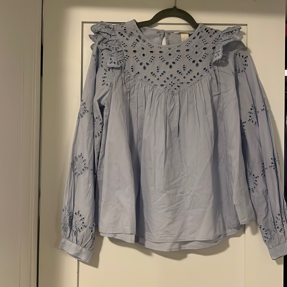 H&M light blue puffed sleeve blouse
